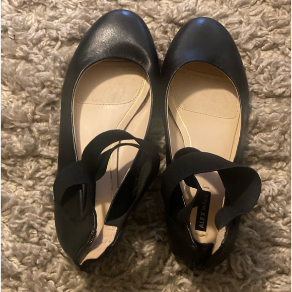 Ballerina Style Flats - Picture 2 of 4